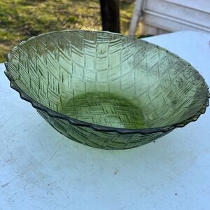 vintage Indiana Glass avocado green bowl basket weave pattern